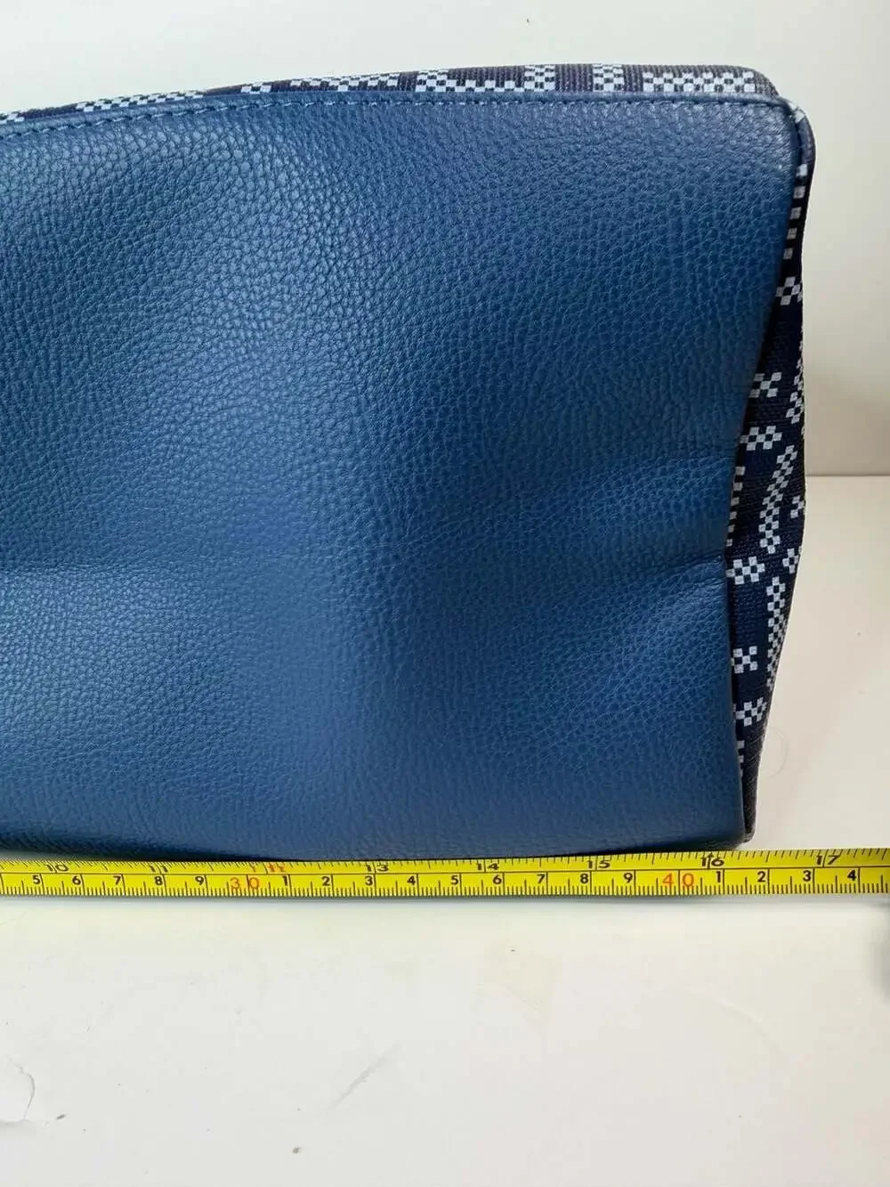 Tommy Hilfiger blue white